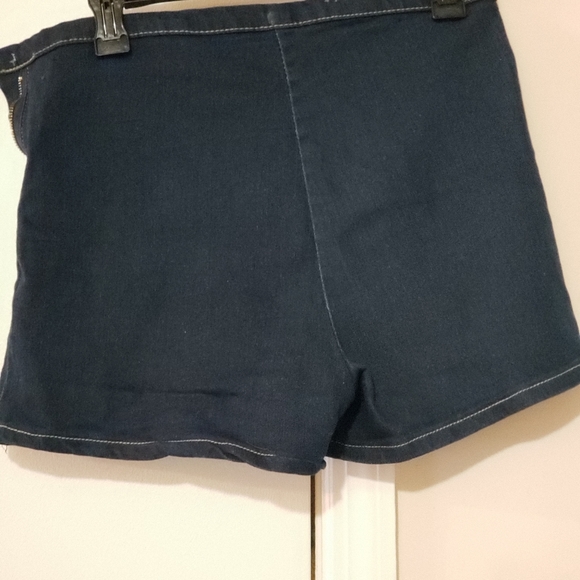 High Rise Jean Short - Picture 2 of 3